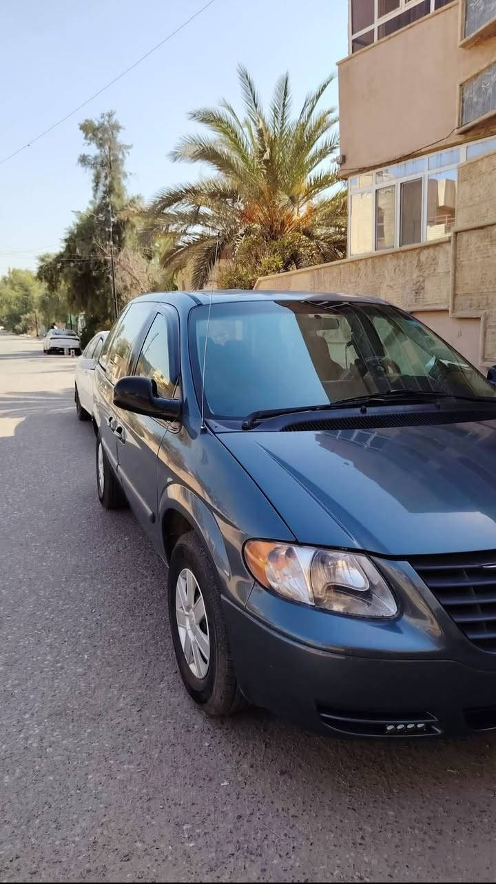 كلايسر ٢٠٠٥ السيارة جاهزة باسمي بيها ٣قطع صبغ جمالية ماتصرف عليا كلشي كابون بيها التفاصيل اتصل وتدلل ***********.  ***********

بيع او مراوس حسب القناعة
