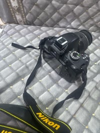 نيكون D3200 • نظيفه • بدون شاحن