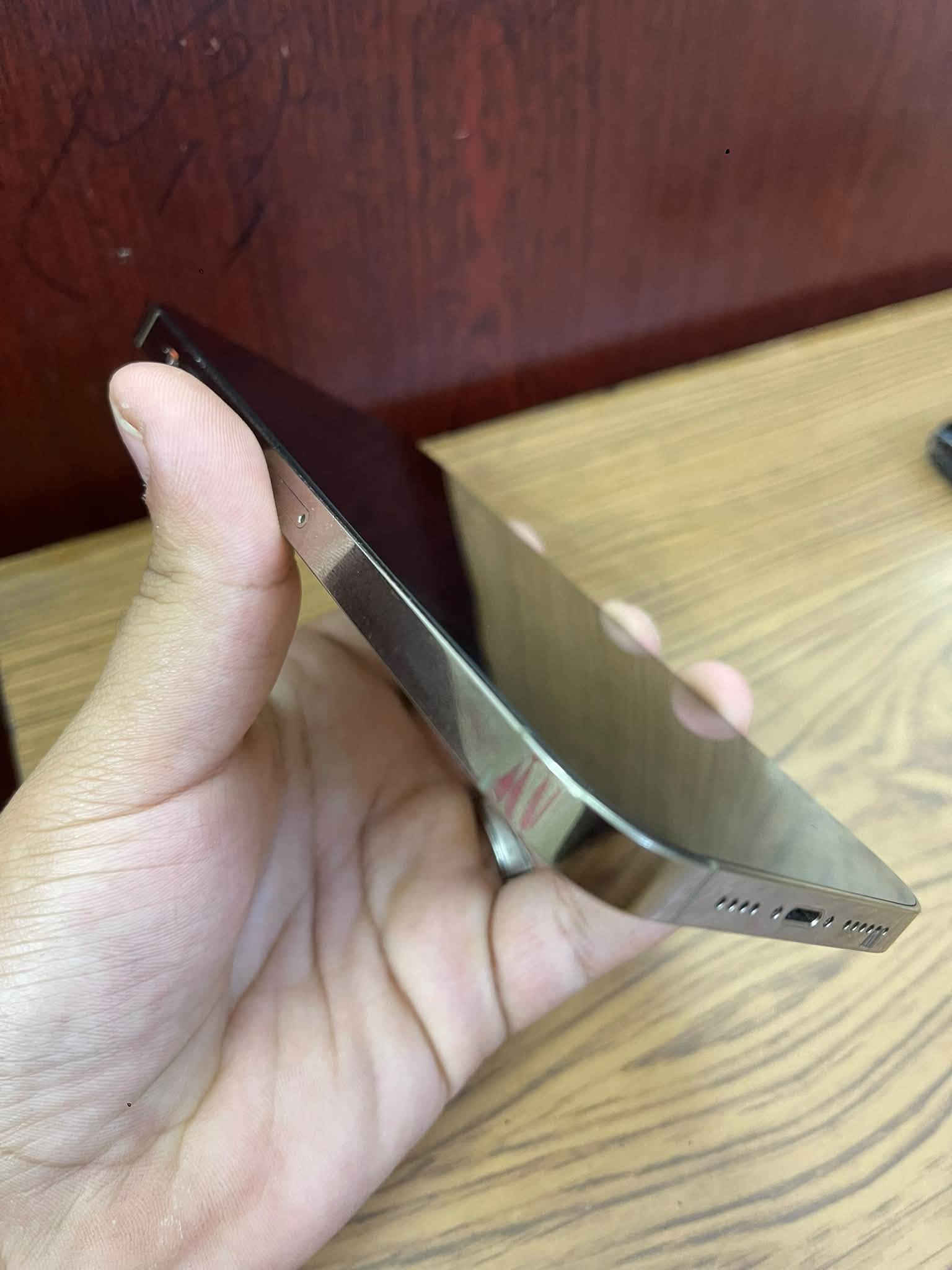 ايفون ١٤ برو ماكس • ١٢٨ • بطارية ٨٧٪