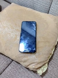 هواوي واي ٩ • ذاكره ٣٢ • نضيف