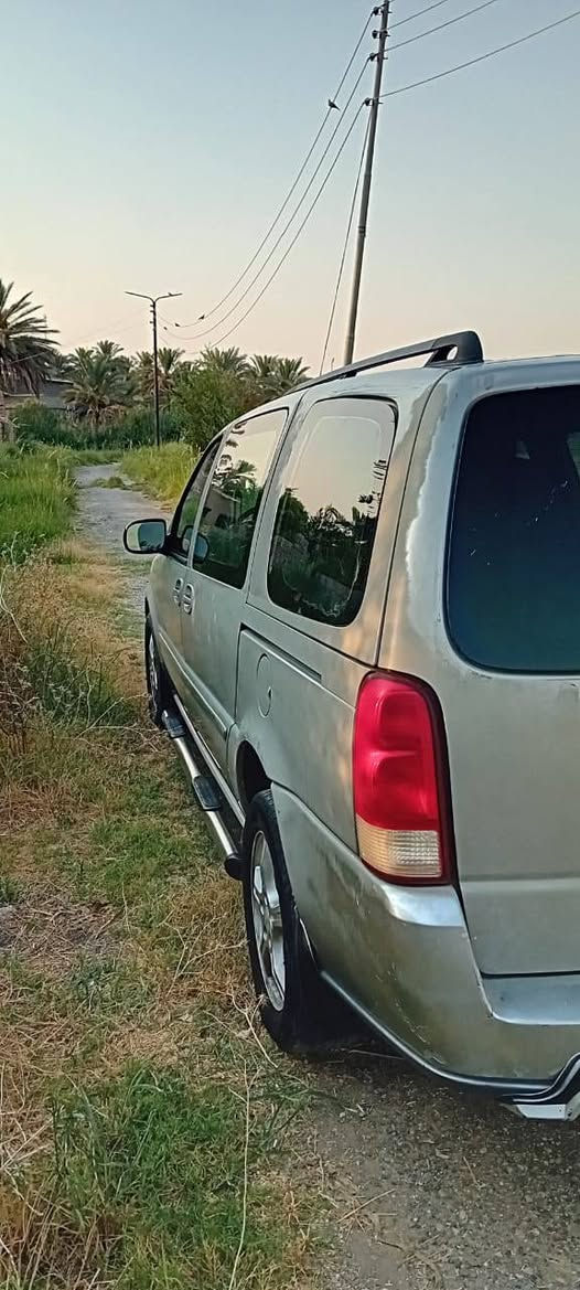 سلام عليكم البيع شوفر بلاندر رقم بغداد نكليزي هزه جديد موديل 2005ابسمي سعر 58ورقه تواصل على هاذا رقم ***********
