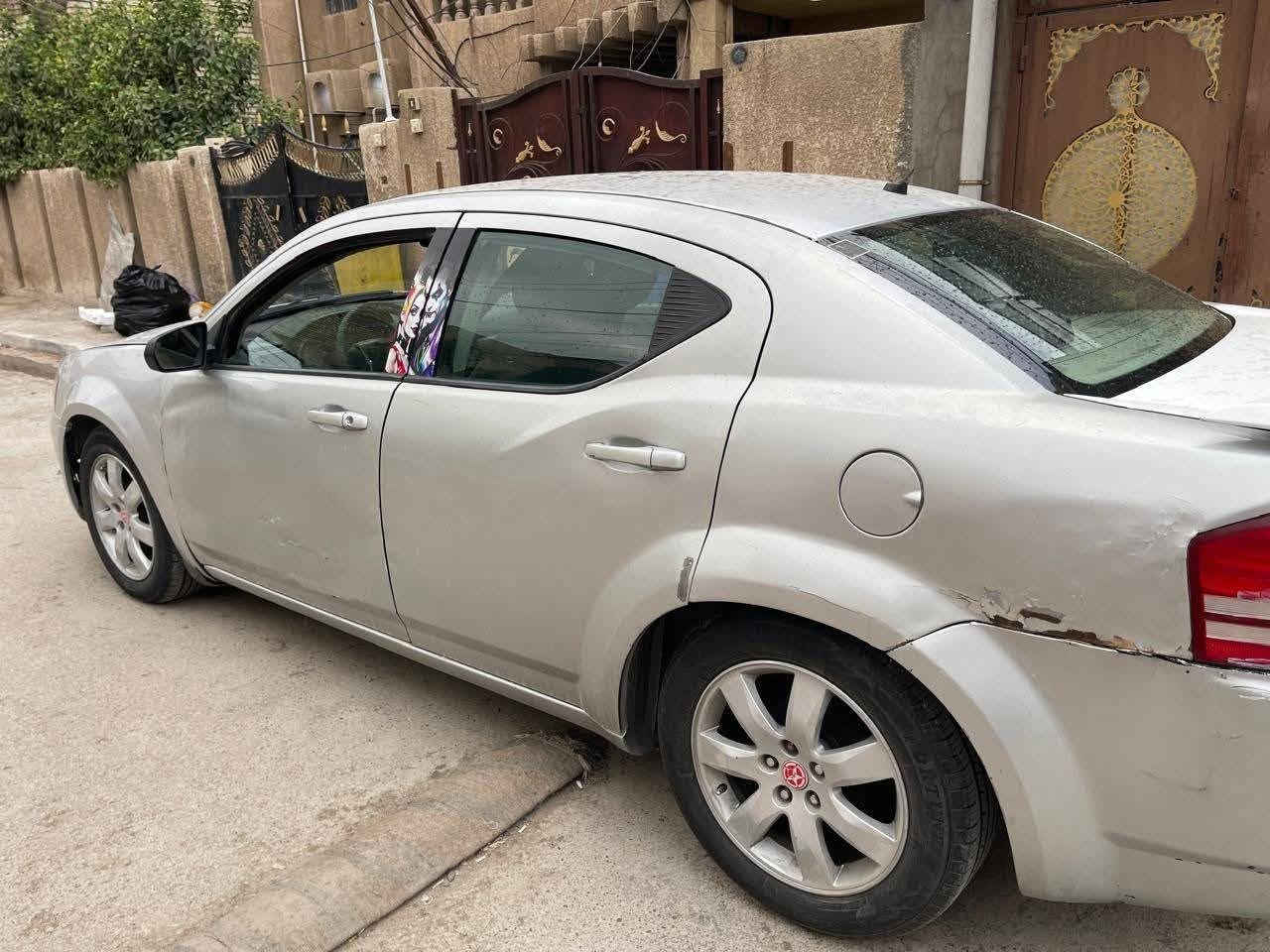 السلام عليكم سيارة جاهزه دوج افنجر موديل ٢٠٠٨ رقم بغداد انكليزي بسمي تحويل ثاني يوم كير مكينة خير من الله صدر امامي خلفي خير من الله كهربايات شغاله ماكو نقص تبريد محور كمريسر كهرباي كشر واضح بيع او مراوس السعر ٦٥ وبيها مجال بغداد السيديه تقاطع الدرويش ***********
