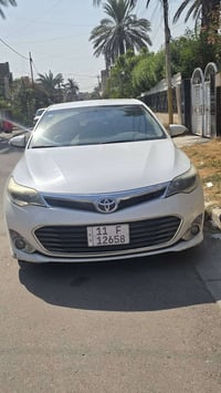 للبيع تويوتا افلون 2015 فئة XLE  ماشية 183 الف كيلو  السيارة جاهز بدون...