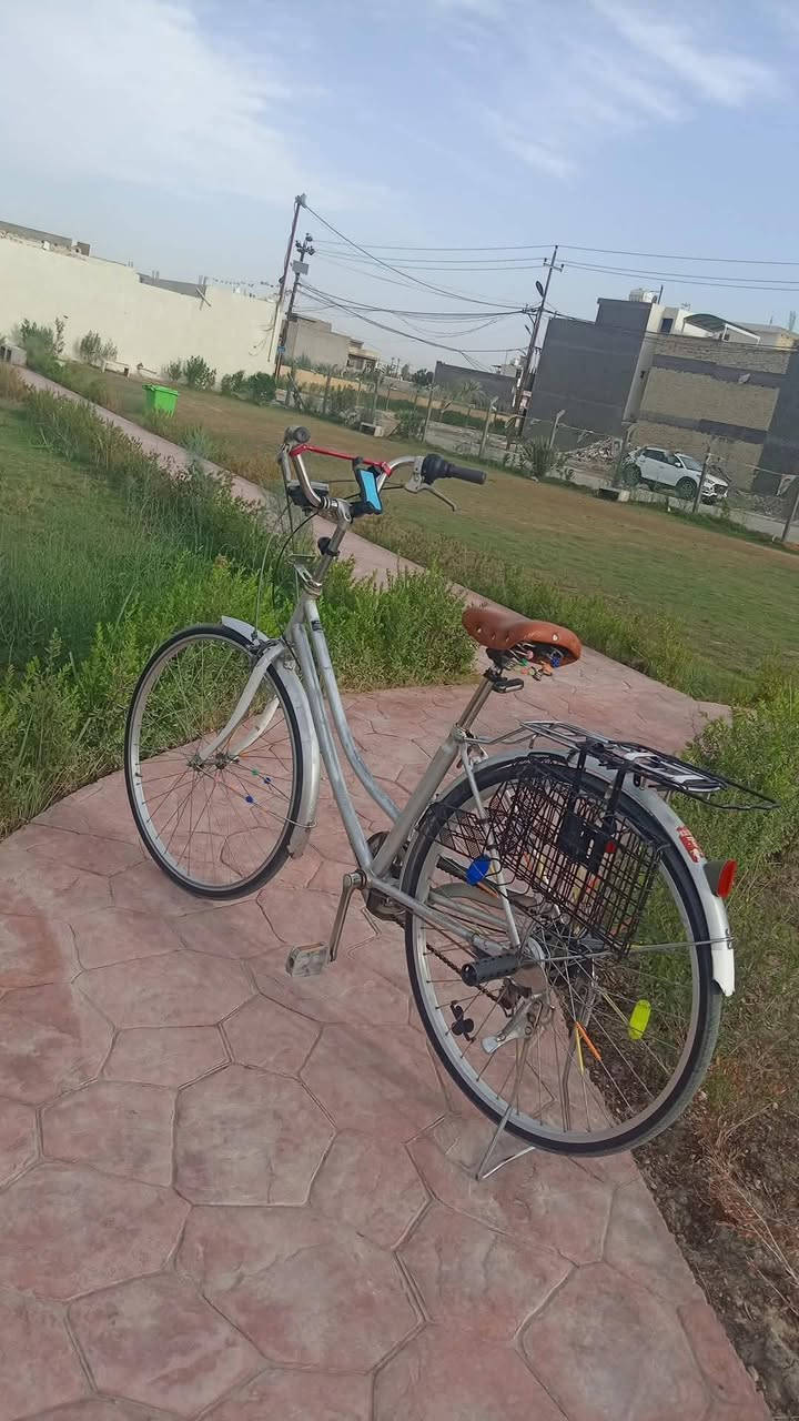 بايسكل للبيع السعر ٩٠ الف المكان بغداد الغزالية الشراي يراسلني خاص او يتصل على الرقم *********** متواجد واتساب
