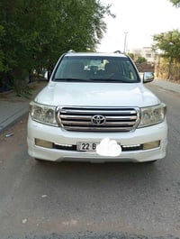 لاندكروز • ٢٠١١ • كفاله عامه