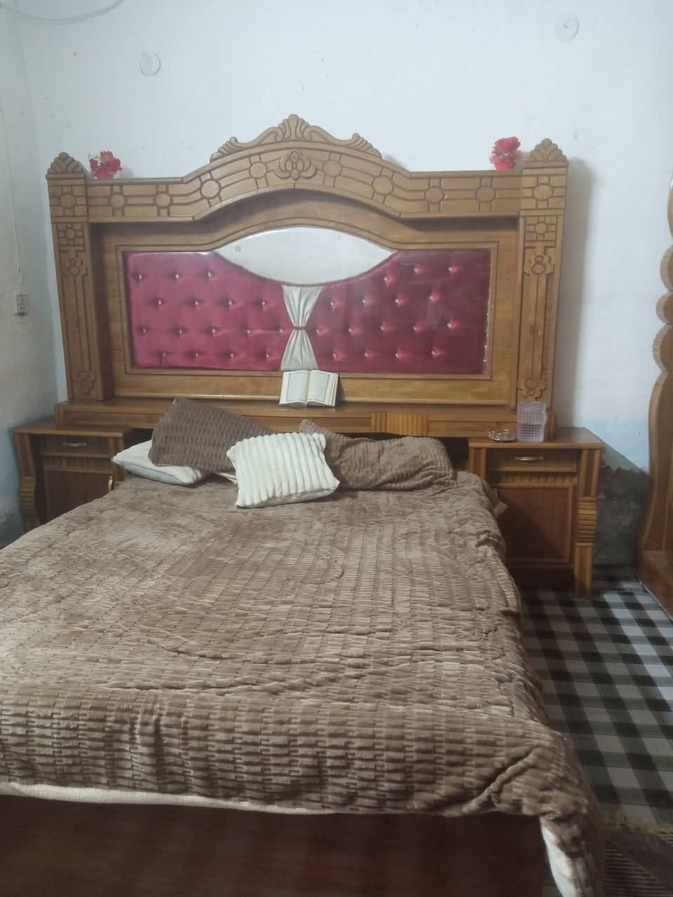 سلام عليكم غرفه للبيع سعر راسل الرقم مكلف بل نشر مكان عماره مغربه ***********
