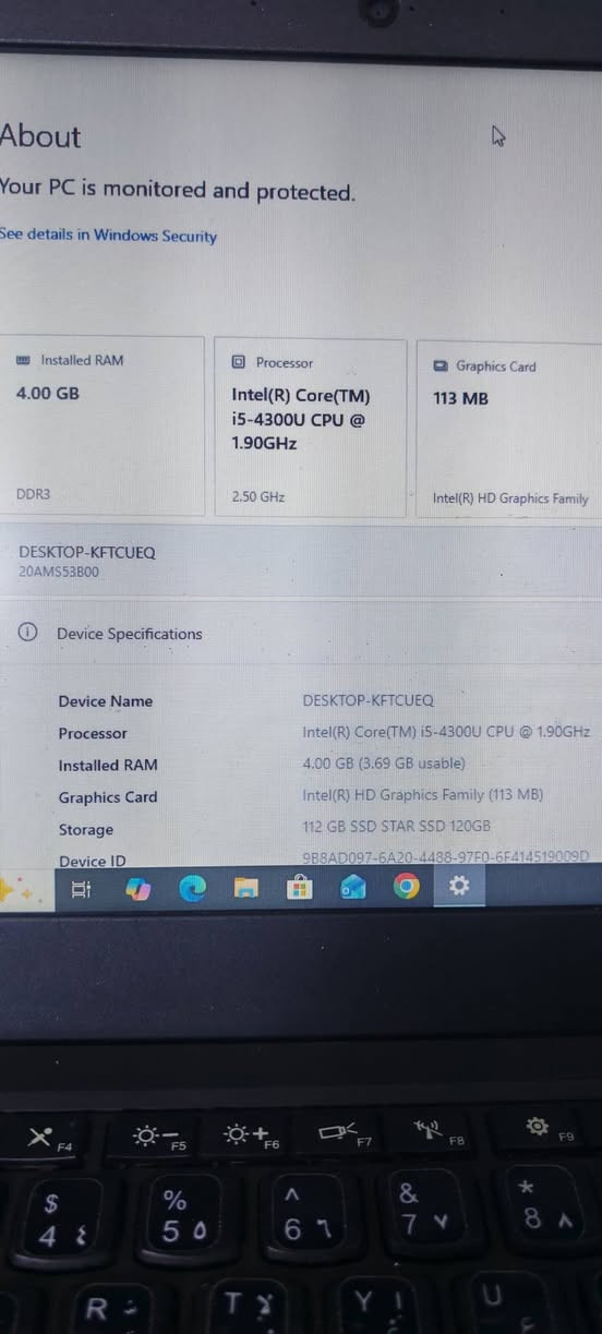 لابتوب Lenovo X240

نضيف كلش مع شاحن الأصلي
دبل بطاريه ليثينوم 
الشحن 4 ساعات
Core i5 جيل الرابع
رام 4GB
الهارد 320GB
حجم الشاشه 13 انج

السعر 90 الف بي مجال قليل
مكاني بغداد / ***********

نص مكتوب في الصور:
- About Your PC is monitored and protected. See details in Windows Security Installed RAM 4.00 GB DDR3 Processor Intel(R) Core(TM) i5-4300U CPU @ 1.90GHz 2.50 GHz Graphics Card 113 MB Intel(R) HD Graphics Family DESKTOP-KFTCUEQ 20AMS53B00 Device Specifications Device Name DESKTOP-KFTCUEQ Processor Intel(R) Core(TM) i5-4300U CPU @ 1.90GHz Installed RAM 4.00 GB (3.69 GB usable) Graphics Card Intel(R) HD Graphics Family (113 MB) Storage 112 GB SSD STAR SSD 120GB Device ID 9B8AD097-6A20-4488-97F0-6F414519009D