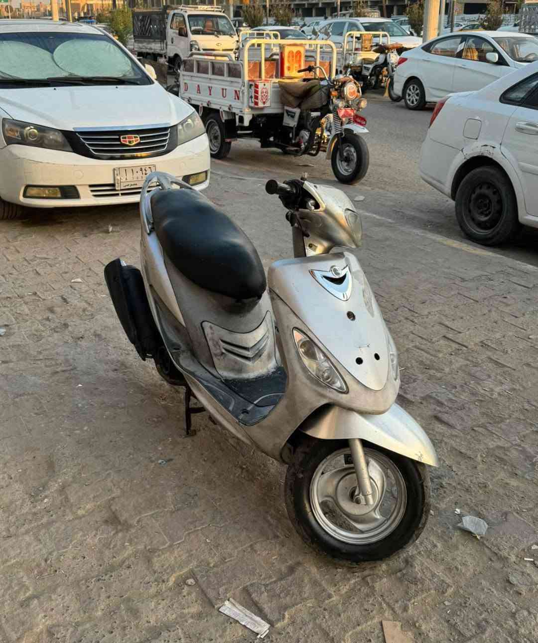 منغولي ختم واحد واحد عله واحد دراجه 50 بلادي اشاير سلف كهربائيات كله شغال يعني كامله وأحد عله واحد من الاخير شراي انتصل وبخدمتك *********** وبيه واتساب
