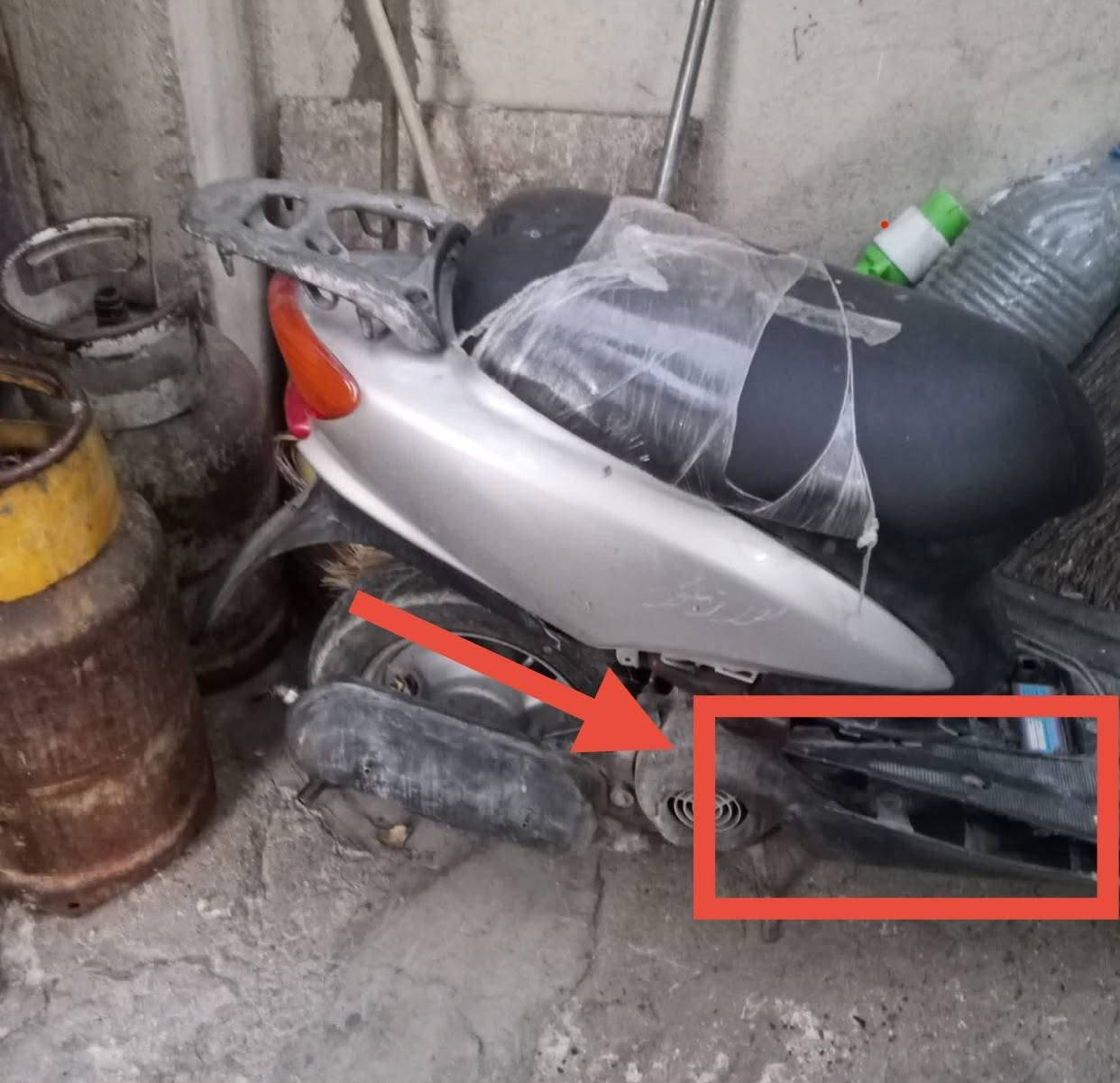 دراجه عصفوريه مرتبه وحلوه على قد فلوسها وما توقفك بالشارع وتتحمل ثلاث اشخاص وعندي لها فيديو عرض 175 للشراي بها مجال جماعه المياه ارجوكم لا تعلقني لان الدراجه حلوه وكل شيء موجود بالسوق مكاني بغداد الرصافه  منطقه البلديات
متواجد واتساب ***********
دراجه عصفوريه مرتبه وحلوه مجفته تجفيت حلو تمي فوك 50 قد فلوسها كفراتها كامله عدا الاصفاح الترايش وما توقفك بالشارع وتتحمل ثلاث اشخاص وعندي لها فيديو عرض 200 للشراي بها مجال جماعه المية ارجوكم لا تعلقني لان الدراجه حلوه وكل شيء موجود بالسوق مكاني بغداد الرصافه  منطقه البلديات
