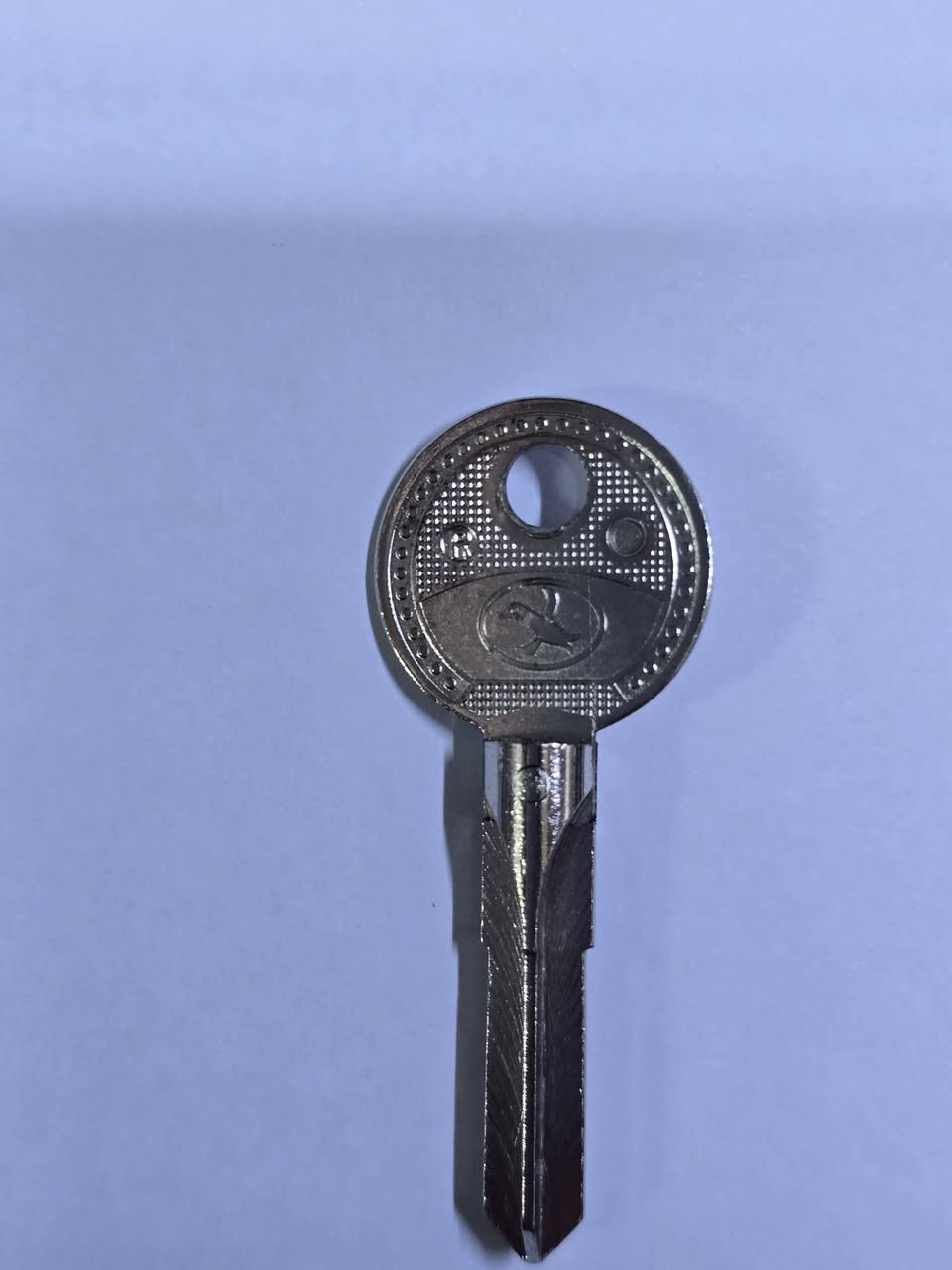 مفتاح برينه
🔑 حارث البغدادي للمفاتيح والريمونتات  ومكائن قص المفاتيح
✅ البيع بالجملة والمفرد
أسعار مناسبة وجودة مضمونة وخدمة توصيل سريعة.
للاستفسار❗️❗️وتساب
(***********)
العنوان ❗️❗️بغداد شارع الرشيد مقابل سوق الصفافير
