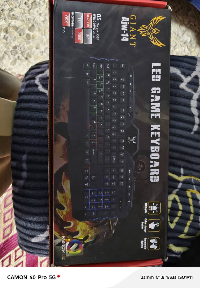 السلام عليكم PC GAMING للالعاب المتوسطه والقويه على اعدادات منخفضه 
‏مواصفات ال PC:
‏CPU : I5 3570
‏RAM : 8 DDR3
‏GPU : GTX 1050 TI 4GB MSI
‏PSU : 600W
‏STORAGE : SSD 120GB Lexar + SSD 240GB Kingston + HDD 500GB + HDD 230
‏يعني اربع هاردات 2 SSD و 2 HDD
‏
‏الملحقات:
‏شاشة LG حجم 19 75Hz
‏ماوس كيمنك RGB
‏ماوس باد Battelfeild
‏وكيبورد كيمنك RGB
‏UPS 850 Tiger بحاله ممتازه استخدام بسيط
‏السعر 375 وبي مجال حك الجيه للتواصل ***********
‏الاستفسار عن باقي التفاصيل واتساب على الرقم اذا تريد اصورلك الالعاب واداء الجهاز
‏والي ما يعرف الاسعار لا يجي يعلق ويقطع ارزاق العالم 
‏ابحث على اسعار القطع وتعال سولف 
‏ملاحظه / ما عـــنـــدي توصــــيــــل
