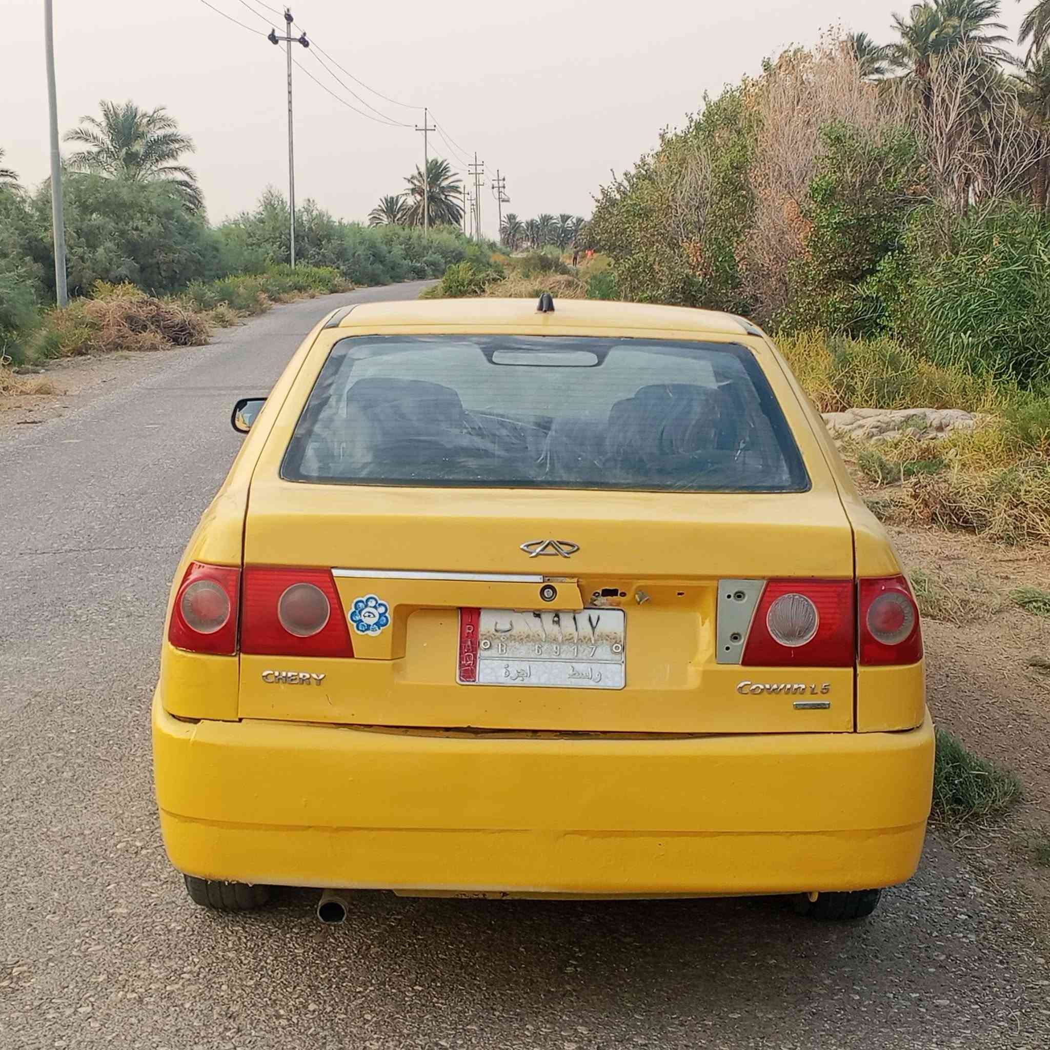 السلام عليكم للبيع شيري موديل 13 سياره بلاديه كير ومكينه كفاله تحويل مباشر مشروع وطني السياره شرط تحويل  جاهزه تخم تاير كهربائيات كله شغاله 
السعر 16قفل 3ورقات طلب ع المشتري 
المكان واسط نعمانية 
***********

