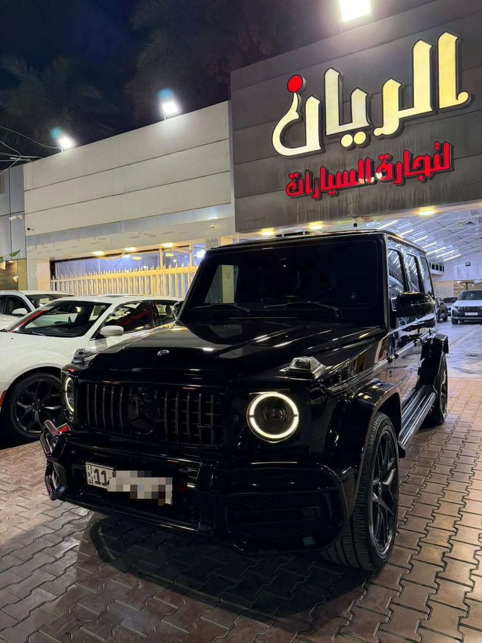 السلام عليكم
📍اخوان شكرآ للمتابعين الكرام نقدم لكم كل ماهو جديد ومميز 
📍معرض الريان لتجاره السيارات
Mercedes G-Class 2020 
المانيه بصمتين سياره 
فول مواصفات مكفوله كفاله 
عامه من الصبغ والبارد واي ملاحظه مابيها
مغلفه نانو ppfسياره جديده جدا
كلش جديده السياره 
الاستفسار ***********
📍الموقع بغداد الكريعات (معرض الريان)
