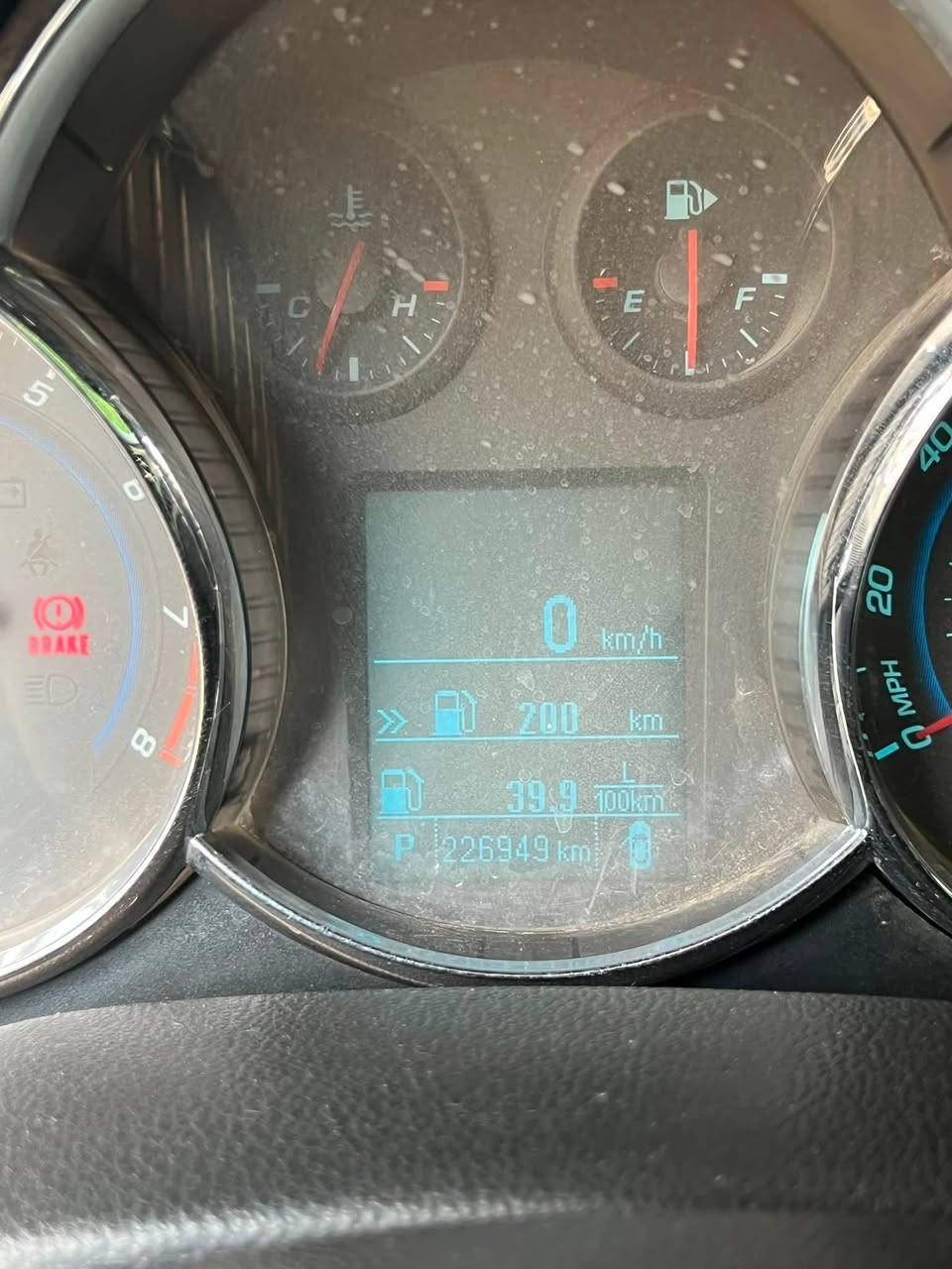 شوفر كروز 2012 LT premium للبيع المكان المنصور او الكراده
محرك 1400 توربو مواصفات :
بصمة كشن جلد تدفئة تحكم  كهرباء تشغيل عن بعد بلادي مري كهرباء تحكمات ستيرن تثبيت سرعة شاشة اعطال حساس خلفي سياره تبريد وتدفئه ضررهه الجاملغات واحد كلير والثاني صبغ السونار موجود
بيها نقوصات بسيطه رقم بغداد باسمي
سعرها 68 وبي مجال
***********

