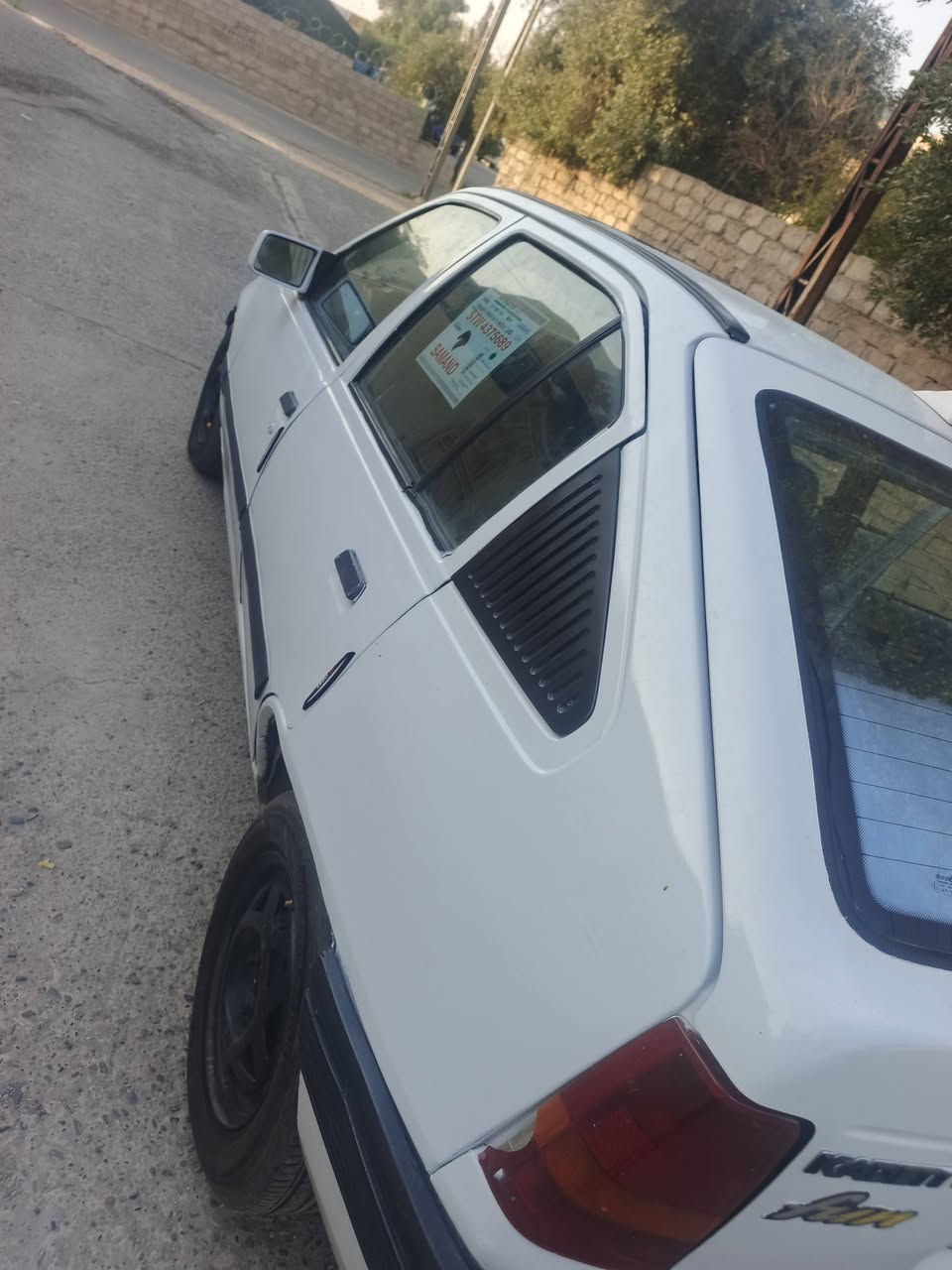 للبيع اوبل كاديت لون ابيض المرغوب حجم 16 موديل 91 رقم نينوى انكليزي سنويه عضم 2031 هزه جديده كير ومحرك شرط ( طخمها جديد + وايرمنيه كلها شغاله + باتري جديد + تايرات جدد ) شرعيها داخل الموصل شرط التحويل فقط من الشرعي السعر 24 ورقه  . 
***********  - كورك 
*********** - اسيا  . بيه واتساب
