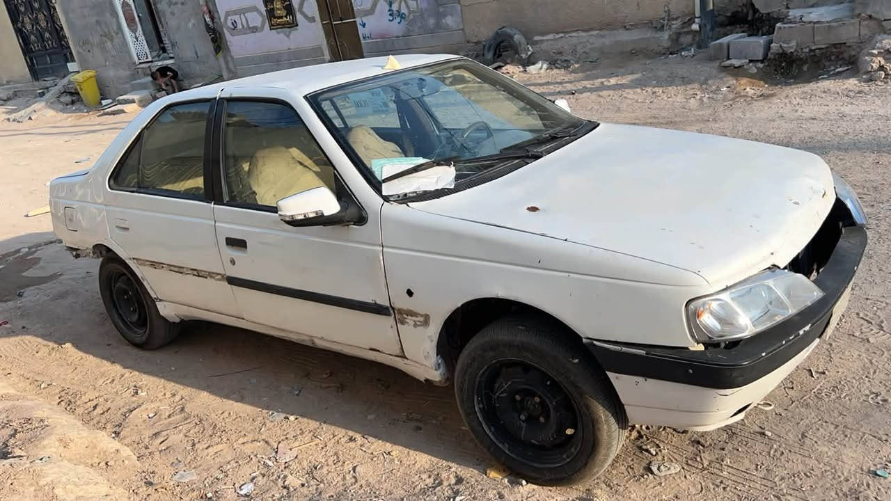 سلام عليكم بيجو 405 لبيع مديل 14 مكينه كير حدايديه تبريد تدفه كفالهاالكشر يرادله تعمير سعر 21 رقم الهاتف ***********

