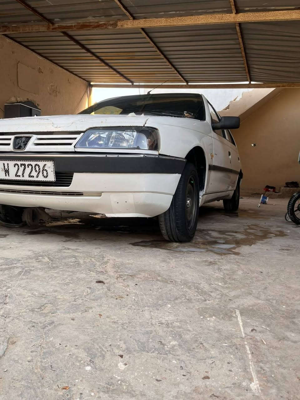 سلام عليكم بيجو للبيع 405 جي اكس12  سياره جديده مكينه تبريد كير مكفولات كشر مكفول من الضربه وتبديل سعرها 34 بيها حك الجيه سياره جاهزه رقم بغداد انكليزي تحويل نفس ليوم  سنويه 28 مكاني بابل رقمي ***********
