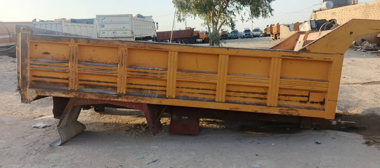 بدي للبيع تك علم دنكير مايلر دبل شاصي لف السعر 4و بي مجال رقم الهاتف /***********
