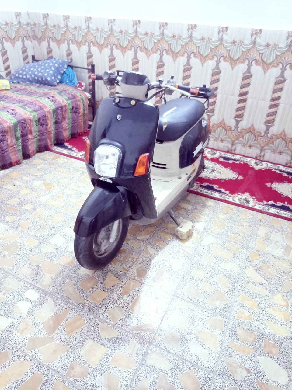 بوليسي للبيع كلش مناسب سعرها بوشه ٥٠ بلاديه

والفاته مبدله شلع ومشي سلف هندر كهربائات شغاله كامله

ب( ٤٥٠ ) سعرها وبيه مجال شراي يتصل

*********** ناصريه مركز
