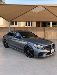 سي 300 • ٢٠٢١ • كت AMG