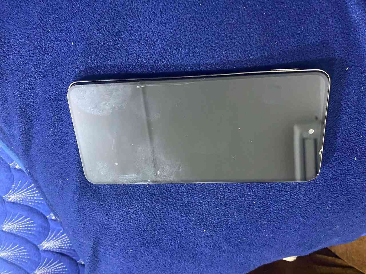 بيع مستعجل 120وبي مجال  موبايل انفنكس هوت 40iوبي مجال مبدل شاشه اصليه  شغال من كلشي خطين ورام  ذاكره 128 الاستفسار اكثر تصل عل رقم ***********
