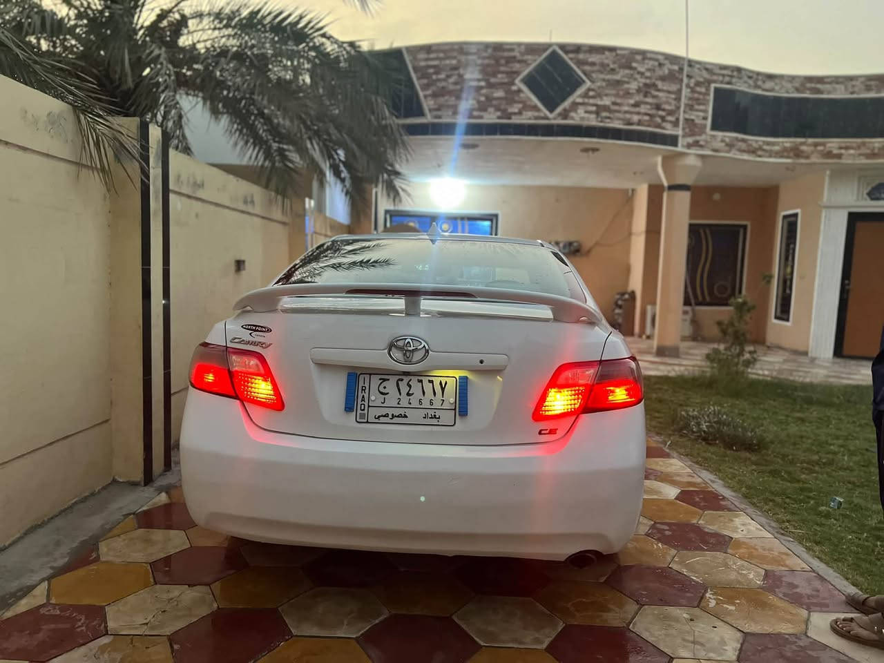 🚘 للبيع كامري 2007 وارد أمريكي 🇺🇸
🔹 الموديل: 2007
🔹 المحرك: 2400cc – 4 سلندر
🔹 وارد أمريكي 🇺🇸
🔹 السيارة نظيفة ومرتبة
🔹 التبريد شغال وممتاز ❄️
🔹 بيها شوية خيط بخار
🔹 ما بيها صبغ عام
🔹 بيها طخاخ صبغ وأثر تكحيل حسب الاستخدام
🔹 السيارة مناسبة للاستعمال اليومي

💰 السعر: 85 ورقة
📍 الموقع: كربلاء – الحر

📞 للجادين والاستفسار، مراسلة خاص.

‭***********‬

البيع للجاد فقط، الله يرزق الجميع. 🌹
