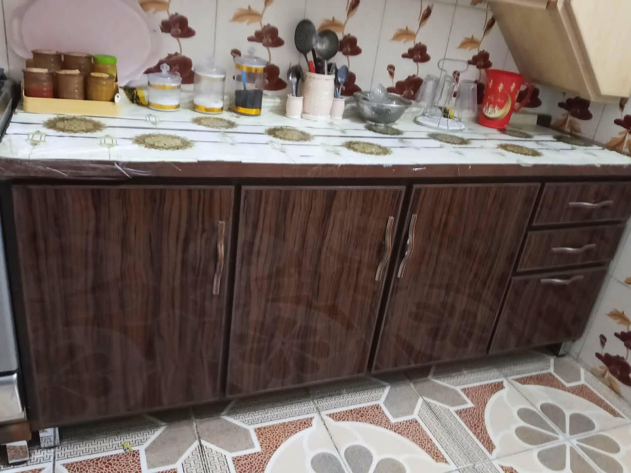 كاونترات جديده للبيع
