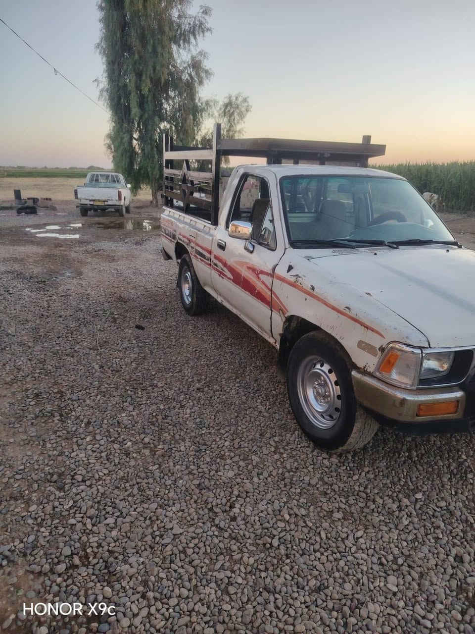 سلام عليكم سياره البيع بيكم موديل 1992 كير محرك كلو شرط تيرات اربعه جديد صدر جديد بتري جديد كهربايات كلهه شقاله شرط تحويل ولوكاله بيه كوبون بانزين السعر 33 وبيه مجال العنوان كركوك الحويجه الاستفسار تصال على الرقم ***********

نص مكتوب في الصور:
- HONOR X9c