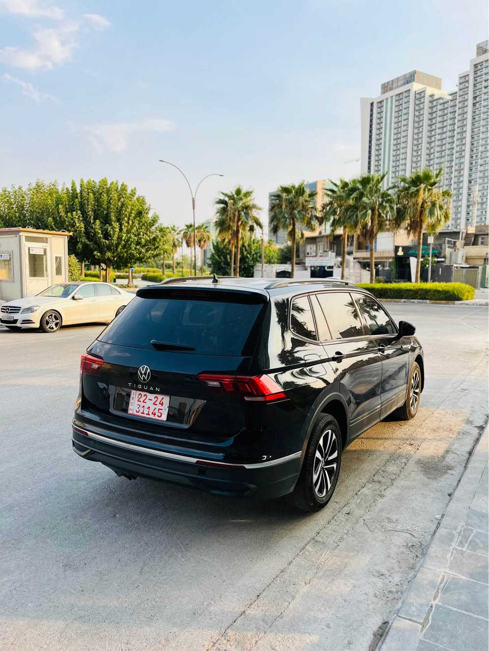 Volkswagen tigwan 2023
سعر بلاش🔥🔥
٧ نةفةرى سى ريز كوشين
موصفات SE
حةساس
رادار
شاشة گةورة 
لايت ئؤتؤ
كاميرة
عادى 
تؤماتيك
گيج الكترؤنى
كوشين قوماش وة كارةباى 
ويل ١٩ 
رةقةم كاتى سى مانگى لةگةل ماوة بةشةرتى رةقةم 
6 هةزارى هةقيقى رؤيشتوة 
سةيارةكة دوو پارجة و پةلةيةكى هةية
كةميك ناوى گرتوة
بؤ زانيارى زياتر تةلةفؤن بكة *********** أربيل, العراق
