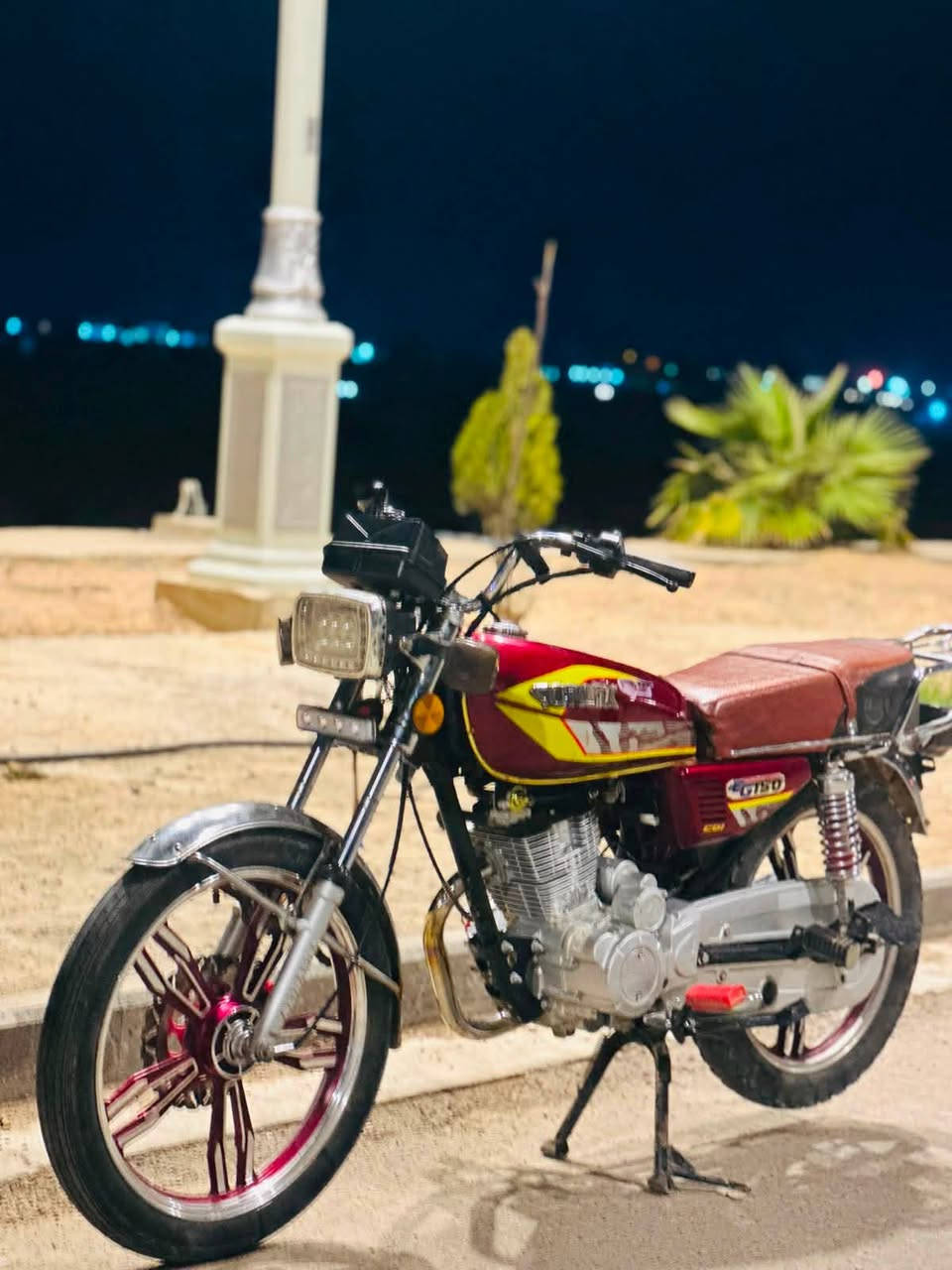 السلام عليكم دراجه سيفان موديل 23 للبيع السعر 550 وبيه مجال  ***********
