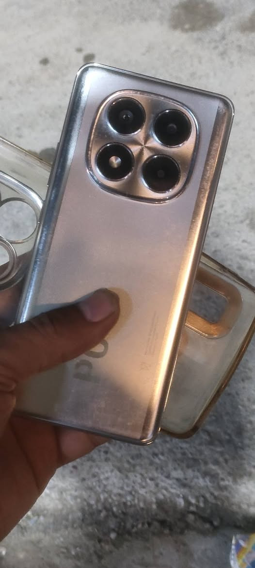 بدون غراض ماعندي توصيل جهاز شاشه منحيه نضافه90
ما داخل تصليح ابدد فقط بي سواد بل شاشه فطر كله شغال
اسم جهاز بوكو اكس 7 ....ذكرته 512 رام 12=12
شاشه 120 هريتز سلس بصمه بل شاشه سريعه  كلش كامره تخبل صورته طبع تجنن
شحن يوم كامل دبل شريحه دبل سماعه ستيريو سعره 160 قفل 160 مكاني بغداد حي نصر رقمي ‏‪***********‬‏
