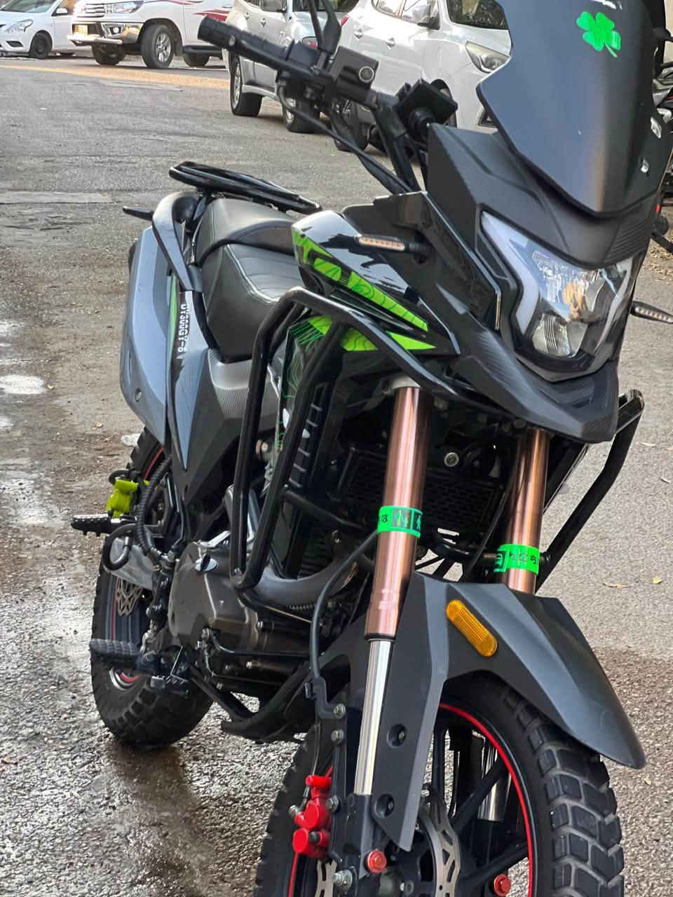 سلام عليكم دراجه ادفنجر 300cc للبيع دراجه تخبل ما مشتغلين بيه دلفري مال واحد جناي دراجه تخبل بمعنى الكلمه شلعه معدل فول السعر 3ملاين وبيه مجال للتفاوض للاستفسار ***********واتساب 
***********رصيد
العنوان بغداد الدوره
