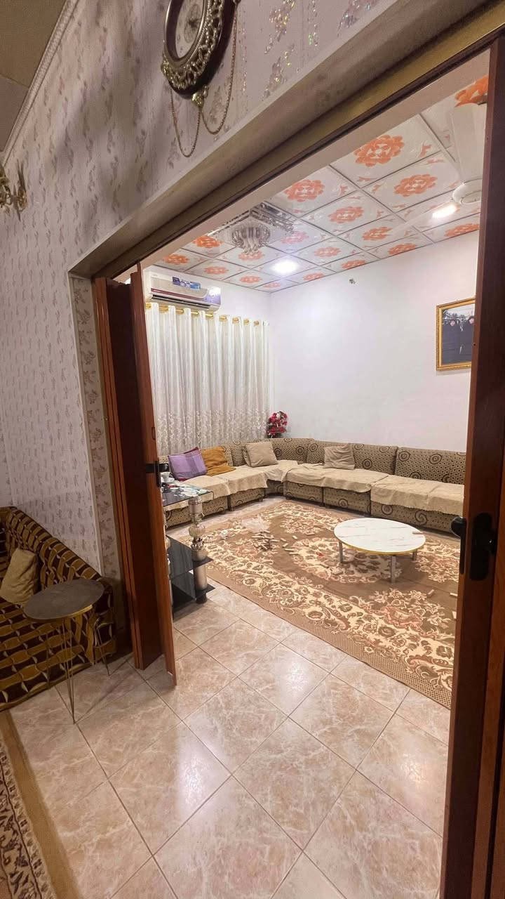 الدار للبيع ام الخيل الاولى قرب ساحه الاحتفالات
