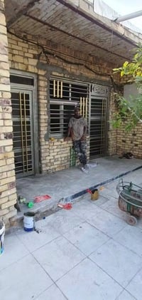 صبغ درجه اولى • تنظيف شبابيج • سعر مناسب
