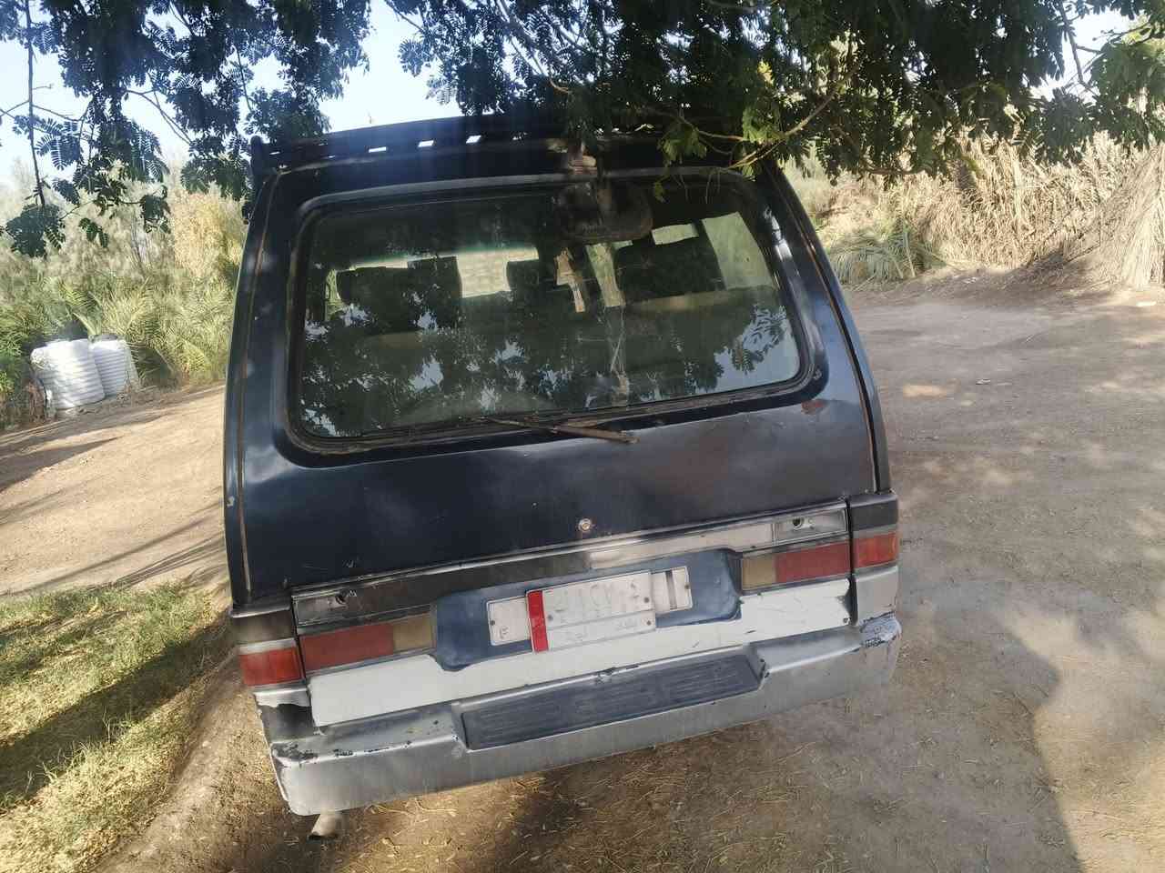 السلام عليكم عندي سياره كيا بسته موديل 95 سنويه لحد 29 مكفوله من كير ومكرك اكسن شواصي رقم بغداد اسوي وكاله قيادة ***********،،السعر 35 وبيها مجال قليل تحياتي للجميع المكان بغداد أبو غريب
