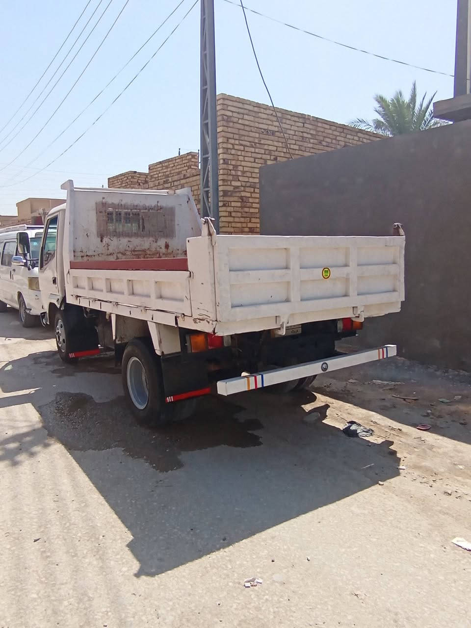 كنتر فحل للبيع موديل ٢٠١٠ كير ومكينه واكسن مكفول تخم تأير   ياباني ***********
