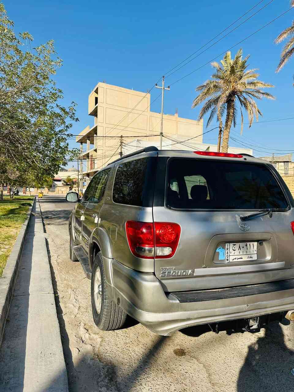 تيوتا لاندكروزر سيكويا موديل ٢٠٠٧ اصل رقم بغداد سنويه لل٢٧ كير ومحرك وحداديه وتبريد ٣قطع سياره ناعمه ونشطه السعر ٩٥ المكان كربلاء ***********
