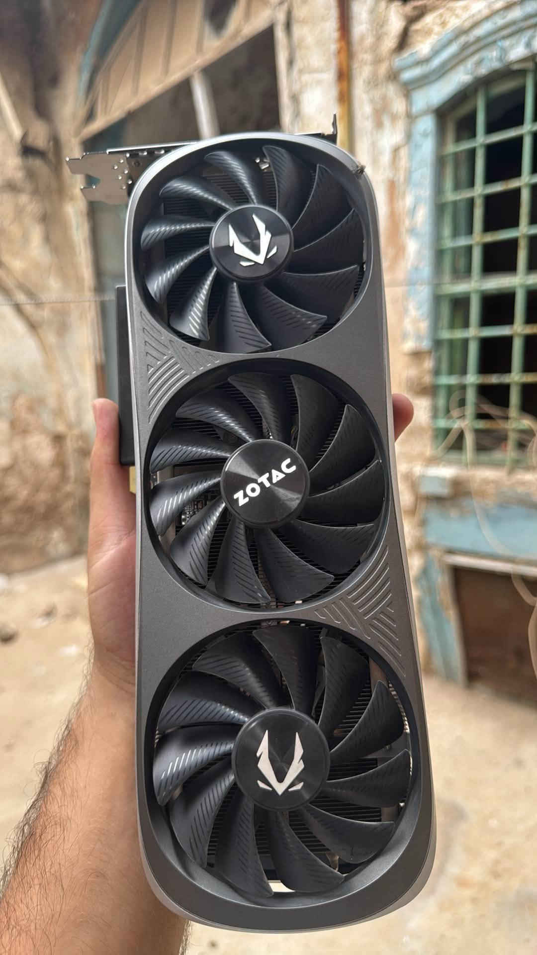 زوتاك RTX 4070TI • فئة عليا RGB • أقوى من RTX 3090