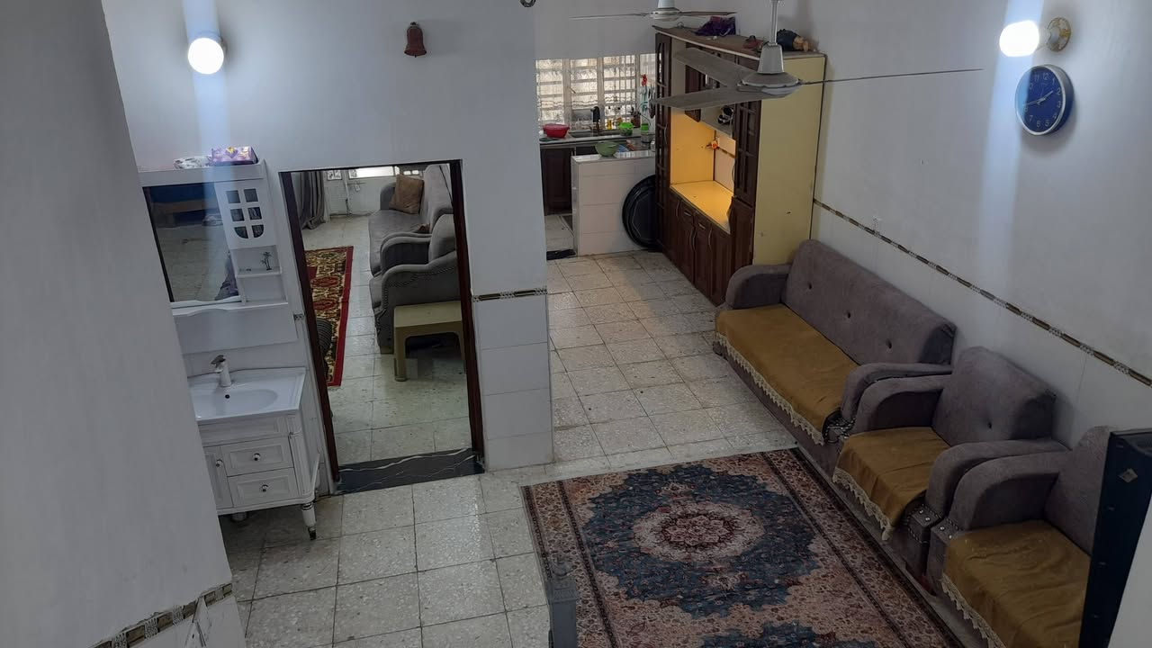 سلام عليكم
بيت طابو صرف ابوعظام 150 متر طابق ونص فرع سيد صباح جيران حسين راشدي
البيت قرب المدارس وسوق ابو عظام

١ـ ستقبال
٢ـ صاله
٣ـ غرفه
٤ـ مطبخ
٥ـ صحيات داخليه
٦ـ صحيات خارجيه
٧ـ مناور ثنين
٨ ـ طابق ثاني غرفة نوم
٩ ـ غرفه زغيره مخزن
الاستفسار
***********
***********
