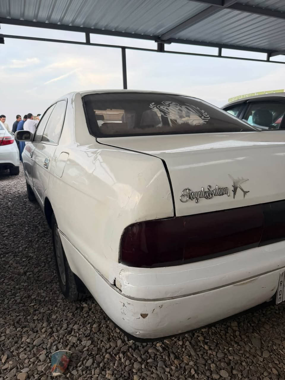 السلام عليكم 
بطه للبيع جديده ونظيفه
موديل 93
هزه وأرقام جديده 
شرعيها اني 
محرك كير شرط كهربائيات كلها شغاله 
تبريد شغال جديد شرط 
سياره مصروف عليها كلشي 
المكان الشرقاط الخضرانيه 
السعر 45وبيها مجال 
رقم الهاتف ***********
