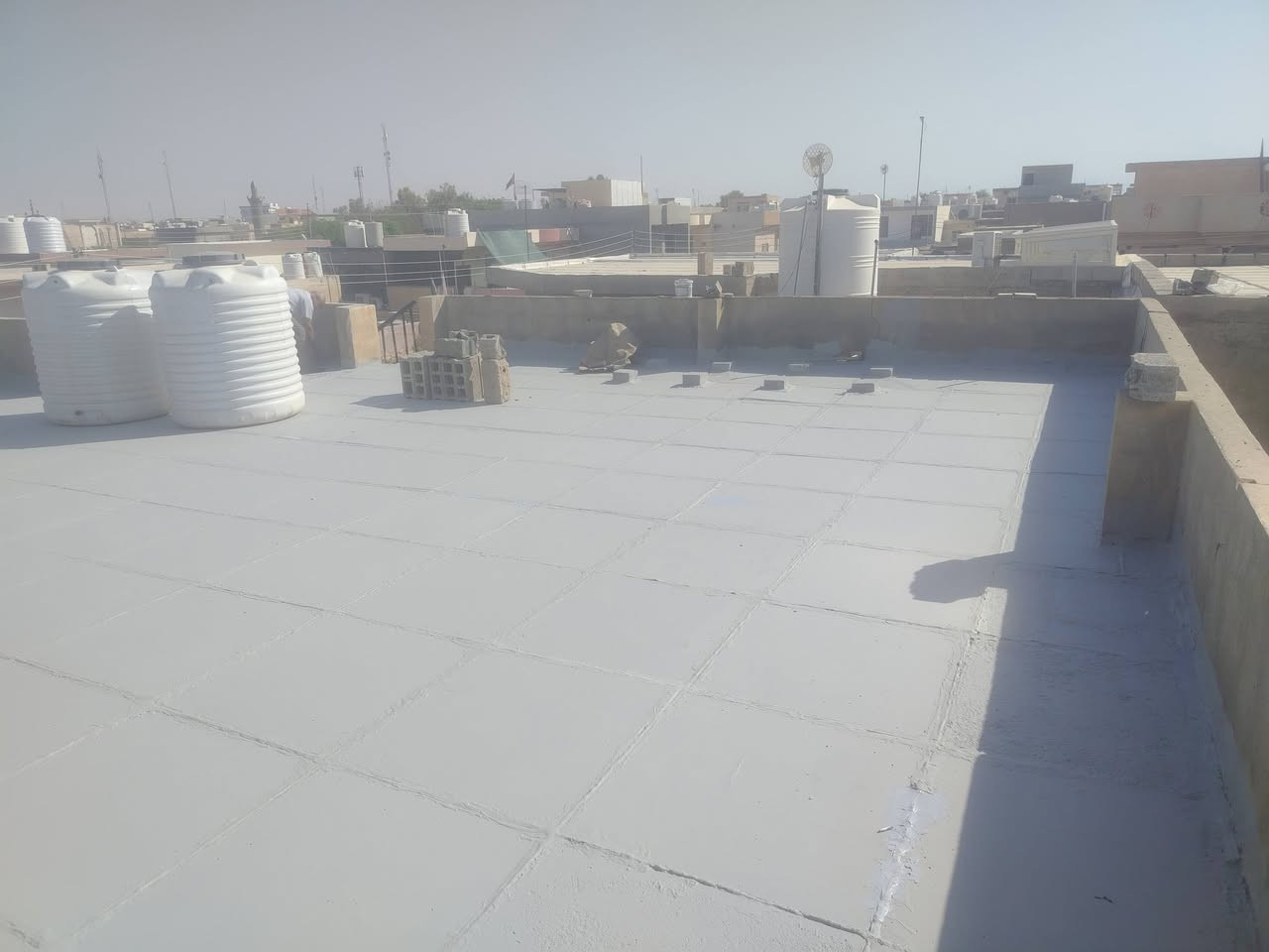 سلام عليكم متوفر لدينا روف كوت من منشى عالميه اولا لدينا إصباغ مرجان ثانيا تركي سيترونك ثالثا إصباغ دبي رابعا ألماني بماده الياف ونشونال أردني خانقين محل علي زنكنه ***********
