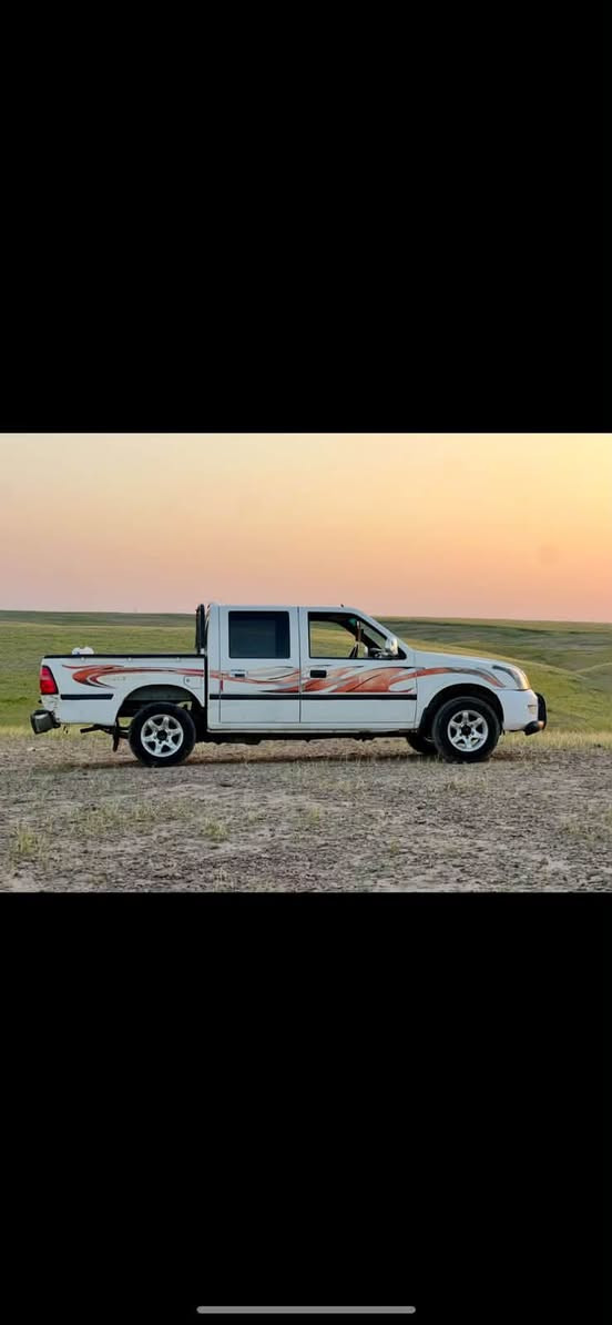 السلام عليكم 
گنو منفيس للبيع 
موديل ٢٠٠٩
السعر ٢٦ وبيها مجال 
مكانها قرية سمرة
***********
