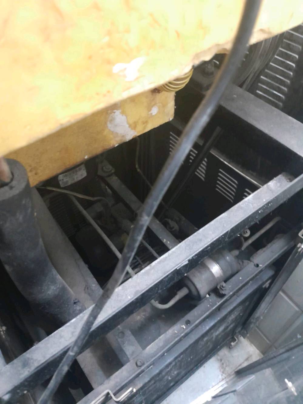 مكينة سوفت ايطالي ومكينة موطة ايطالي مستخدم قليل
