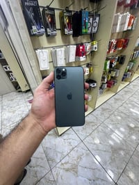 ايفون 11 برو ماكس • استخدام قليل • بطارية ٩٤