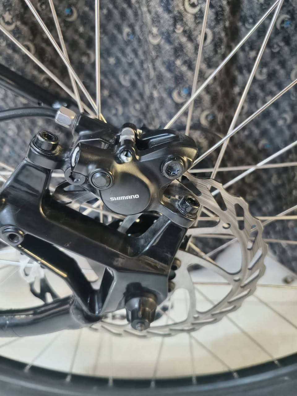 السلام عليكم👋👋
دراجة 🚲 من شركة GT  الامريكيه🇺🇸🇺🇸

اصداره 2022
معدن المنيوم الخفيف

بريكات شيمانو Mt200 🇯🇵🇯🇵

الجير من شركه مايكرو شيفت سبع 7*3

دبلات الامريكيه SR

وجود مقبض انسيابيه الهواء او راحه 

رجاء السعر عل خاص!! 💸💸
 
رقم *********** واتساب 📞📞
