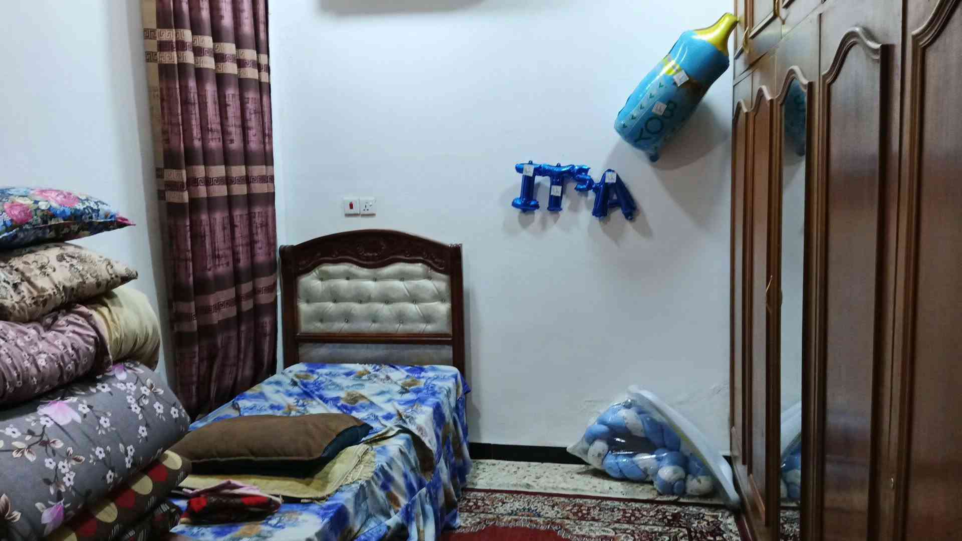 بيت للبيع سند 25طابو زراعي في سبع ابكار  مقابيل مجمع العبدالله الطبي قرب توت الاحمر  بشارع مشتل عايد اول فرع قريب علئ شارع العام جدا مساحة البيت 70متر واجهة 5 نزال 14 يتكون البيت
عدد الغرف 5 
عدد طوابق 3  
الغرف علئ الوجه مساحتهة 5 في 4
الغرف الصغيرة 3في 4
يوجد مدخلين للبيت
طابق الارضي يحتوي علئ ستقبال ومطبخ وغرفة نوم وحمام وترك
طابق الثاني غرفتان نوم وحمام
طابق ثالث غرفتان نوم وحمام
وبيتونة وسطحين بيت بناء حديث  بناء سنة 2021 للاستفسار اكثر اتصل علئ رقم  ***********
-------عرض شارع 10متر ------
