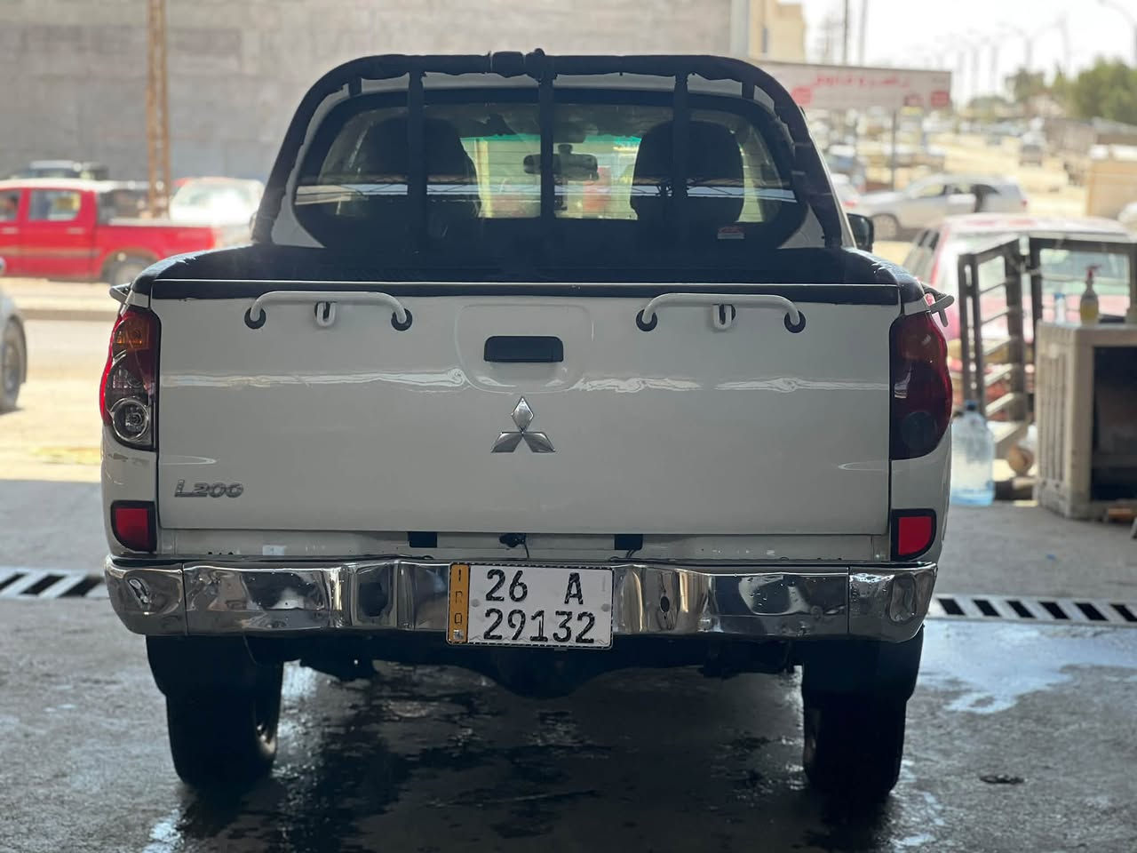 ميسبوشي l200.
2011 فور ويل بانزين رقم صلاح الدين دولي بيها باب عكس السايق صبغ وبارد شي بسيط محرك شرط تبريد ثلج كهربائيات كلها شغاله. السعر (118)وبيها مجال شي بسيط مكاني سامراء ***********
