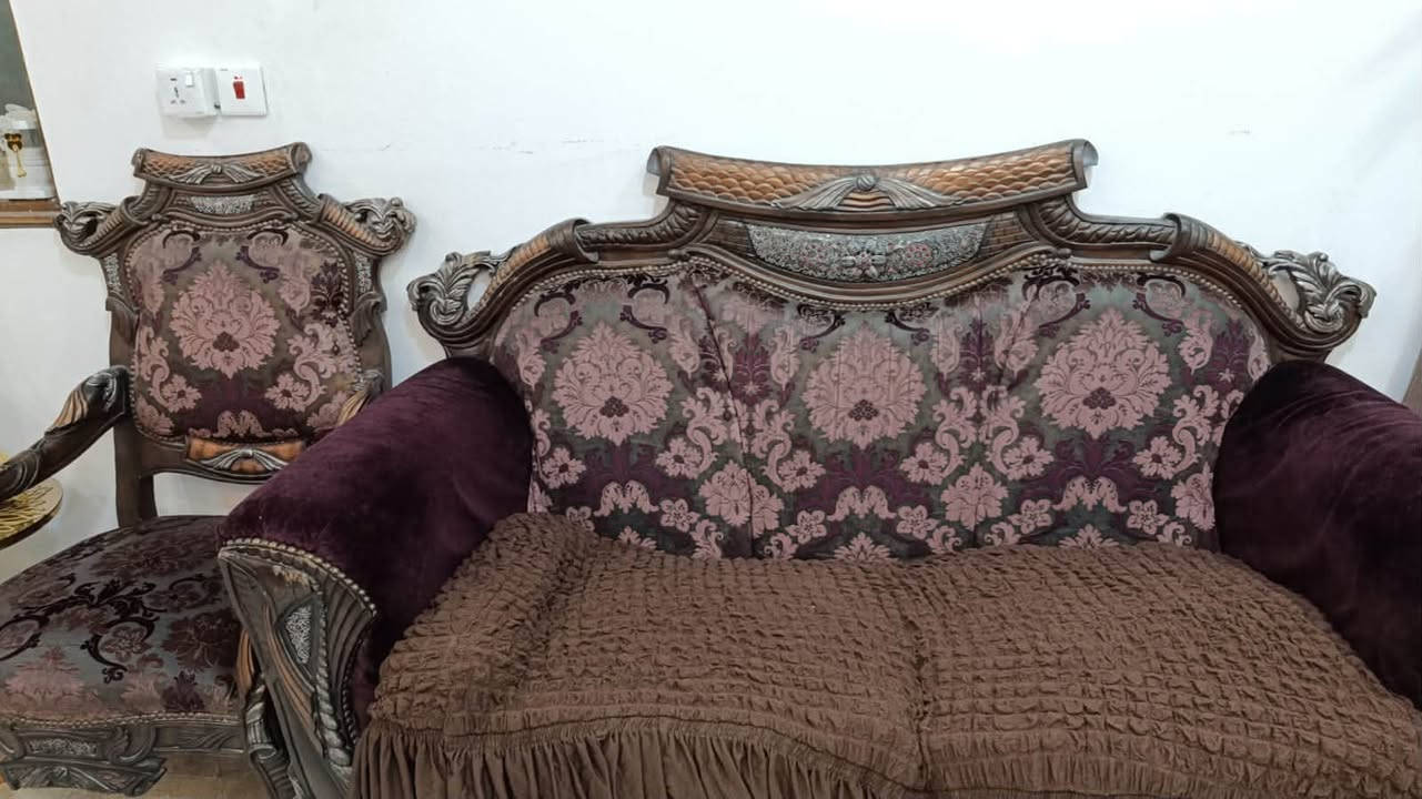 السلام عليكم تخم درجه أولى تكمه (عشر مقاعد )
السعر 350
و المرجوحه سعره 150
للتواصل الاتصال ع الرقم ***********
