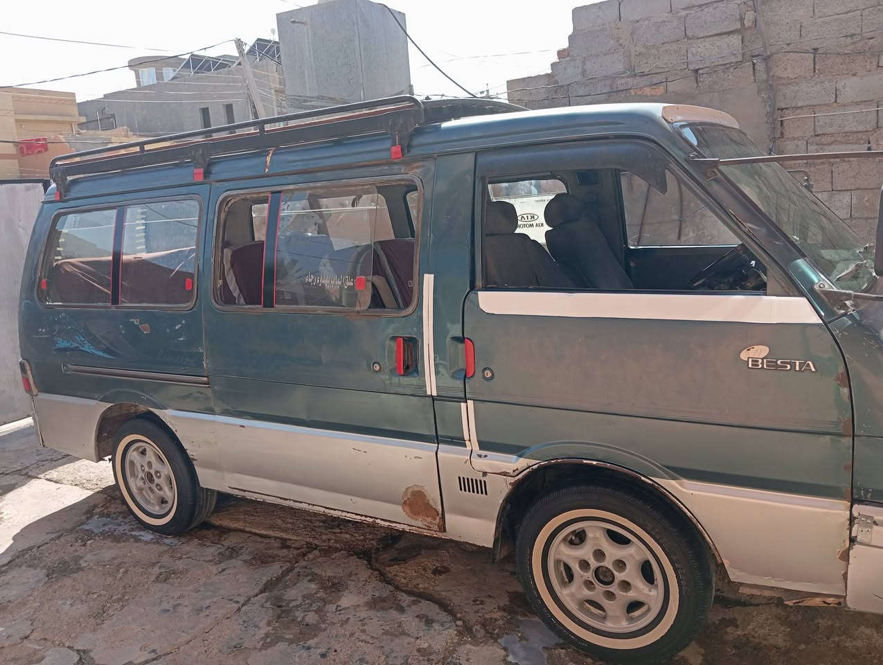 السلام عليكم كيا بستا للبيع موديل 95 رقم بغداد انكليزي سنويه 30تريد تحويل تريد وكالة كير محرك أكسل شواصي كفاله تخم تاير جديد باتري جديد مكان ديالى بعقوبة السعر 43وبيها مجال ***********
