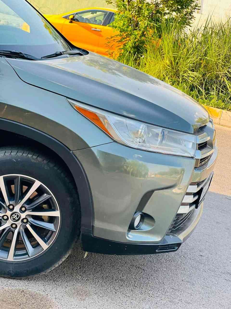 هايلندر للبيع
تويوتا هايلندر 2018 فول  VIP  مواصفات  XLE 

 رادار 

نقطع عمياء 

مثبت سرعة 

محرك 6 سلندر 3500

فتحة سقف

جلد 

كشنات منفصل 

كشنات كهرباء 

كشنات تدفئة 

بردات ابواب 

جنطه كهرباء 

دوسات ابلاديه

7 راكب 

كشافات 

تحكمات مقود 

شاشة - كامرة 

بصمة ترحيب  

ماشية 87الف ميل حقيقي السيارة 

رقم  صلاح الدين مشروع وطني

حادث بونيد جاملغ بدون دواخل بدون شاصي 

عنوان تكريت

للستفسار ***********
